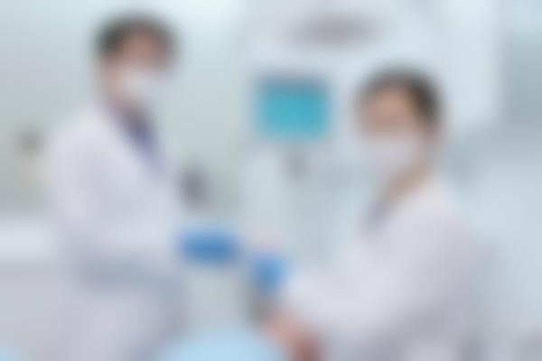 八、什么情况需要早期牙齿矫正？