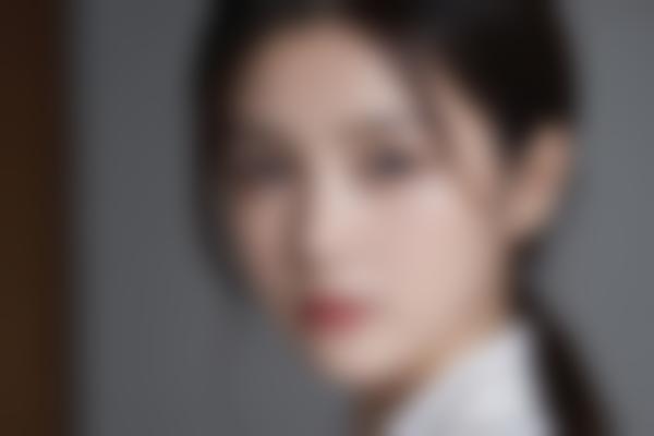 何晓娅鼻修复价格多少钱？