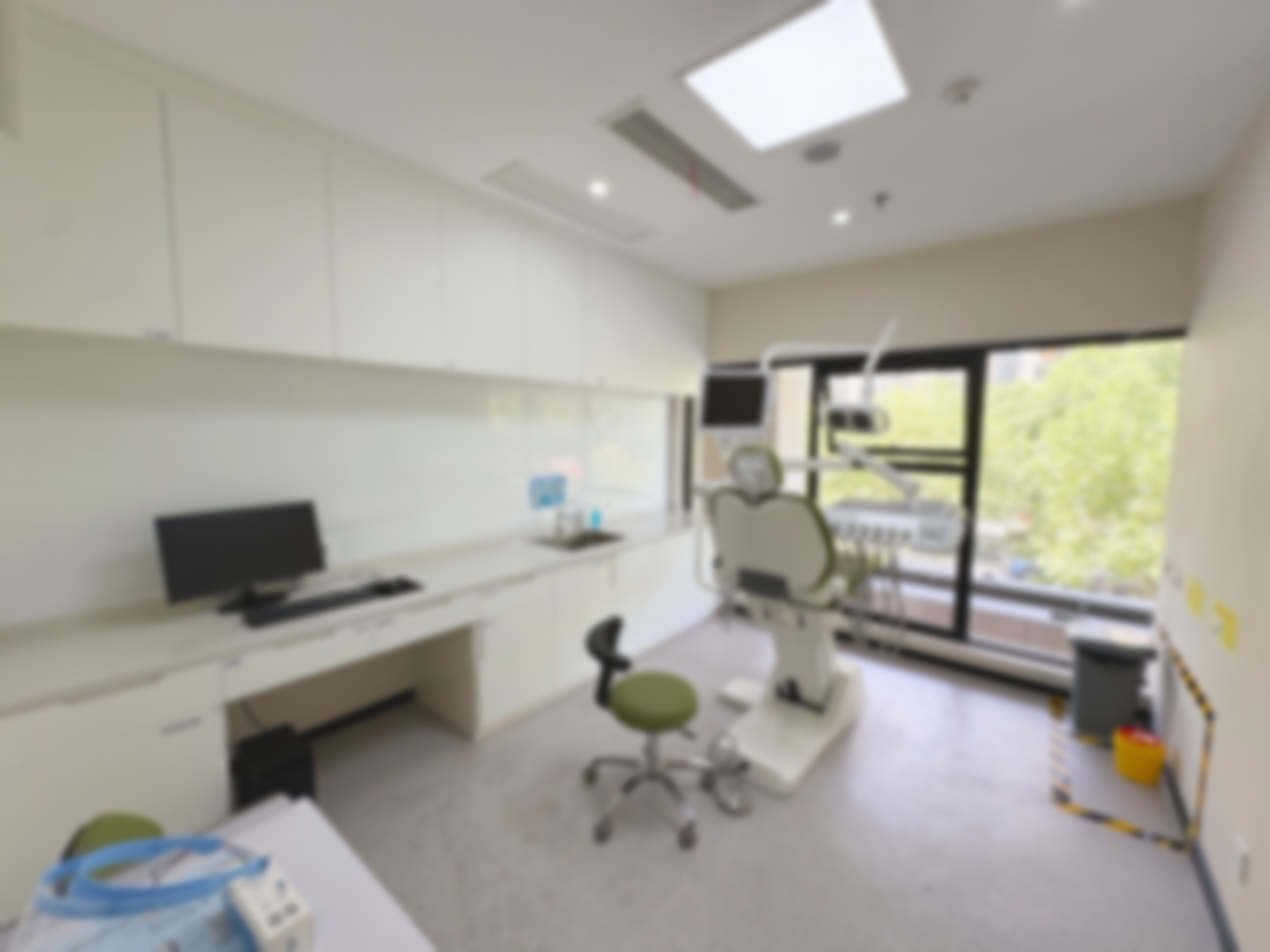 杭州杭里口腔门诊部医生团队介绍