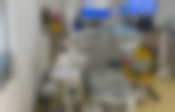 蓬莱金铂口腔诊所