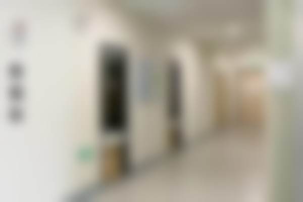 永春爱尔眼科医院走廊