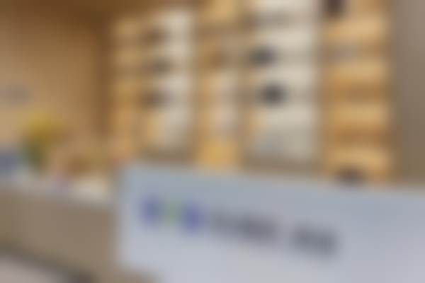 海南爱尔新希望眼科医院前台