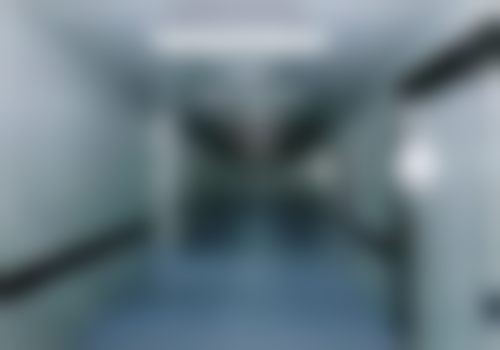青海省人民医院眼科医生团队经验稳定。