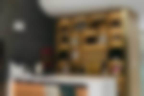潍坊可恩鸢飞口腔医院荣誉柜