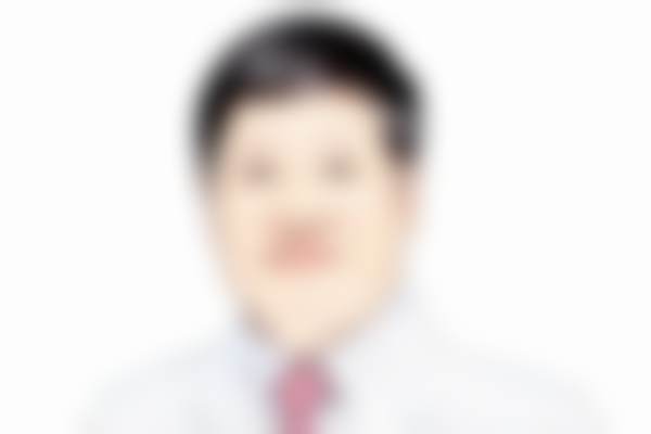 术后修复:睁开眼睛那一刻,海内外亮了