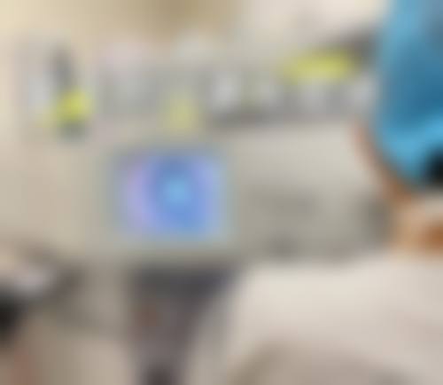 中山大学中山眼科中 心海南眼科医院医生团队经验稳定。